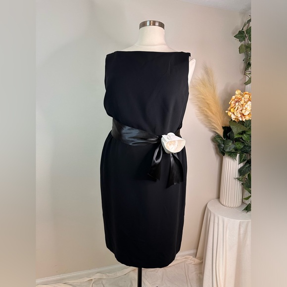 TALBOTS Satin Sash Black Dress with White Flower - Fully Lined Plus Sz 20 NWT - Picture 2 of 16